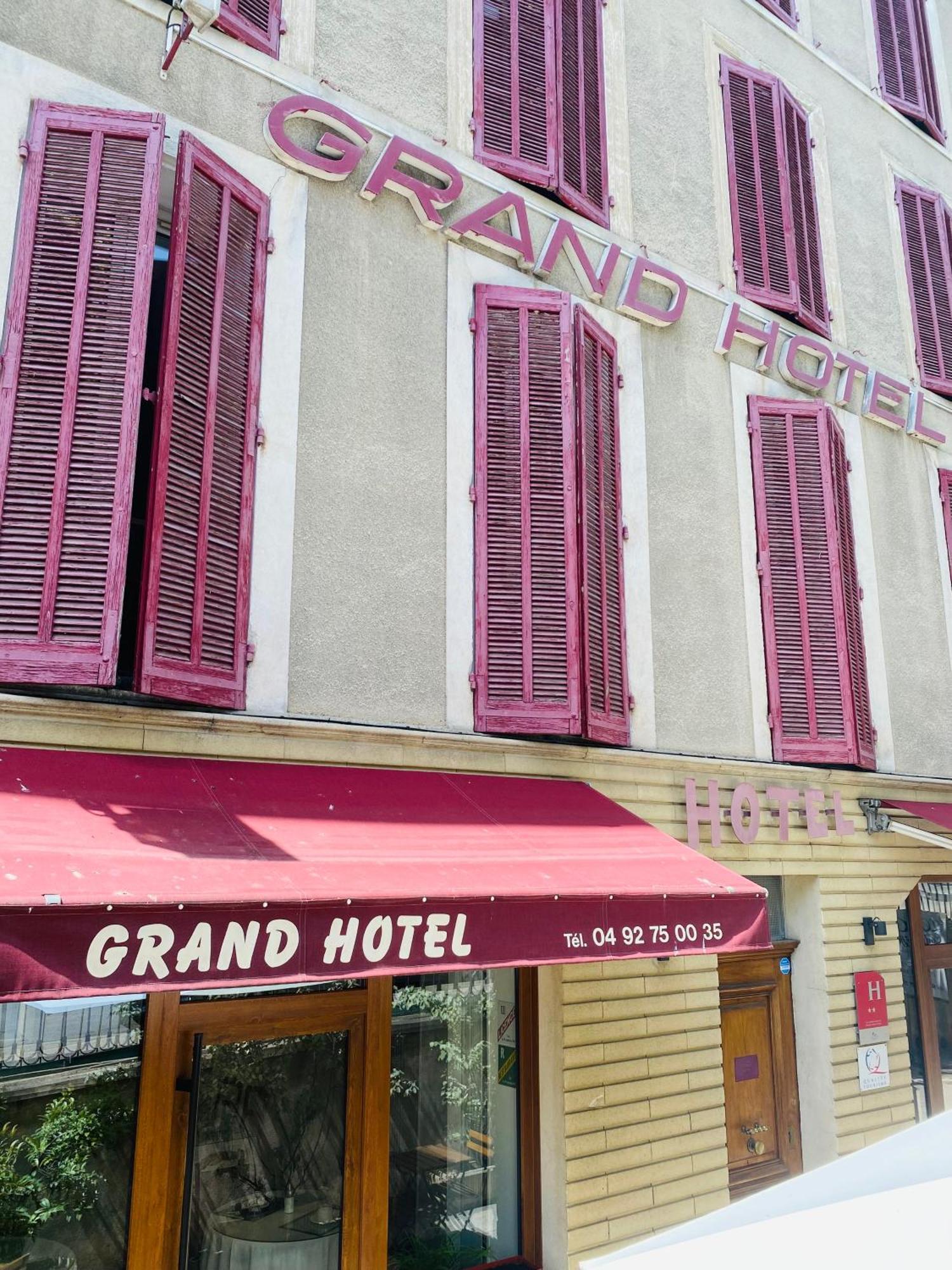 Le Grand Hotel Forcalquier Exterior photo