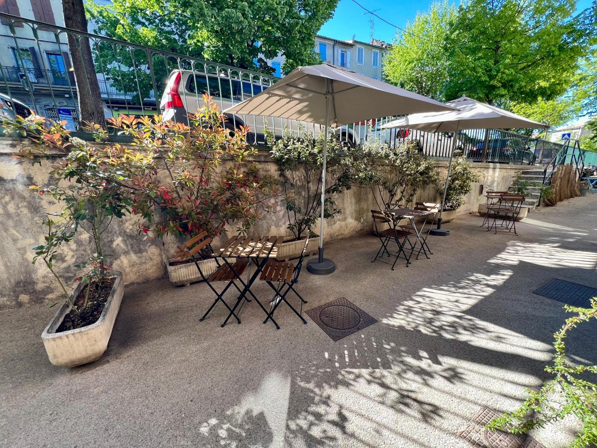 Le Grand Hotel Forcalquier Exterior photo